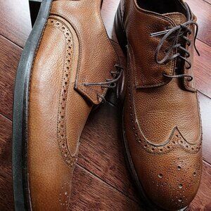 Allen Edmonds Nomad Wingtip shoes Sz 11D